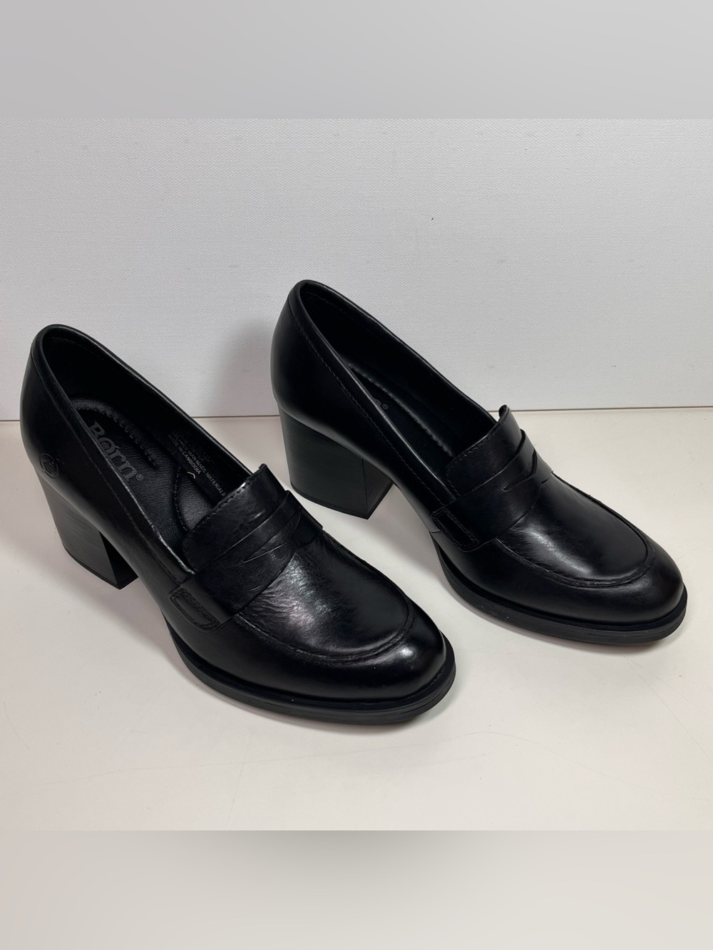 BORN Holliston Penny Loafer Heel Size: 6.5